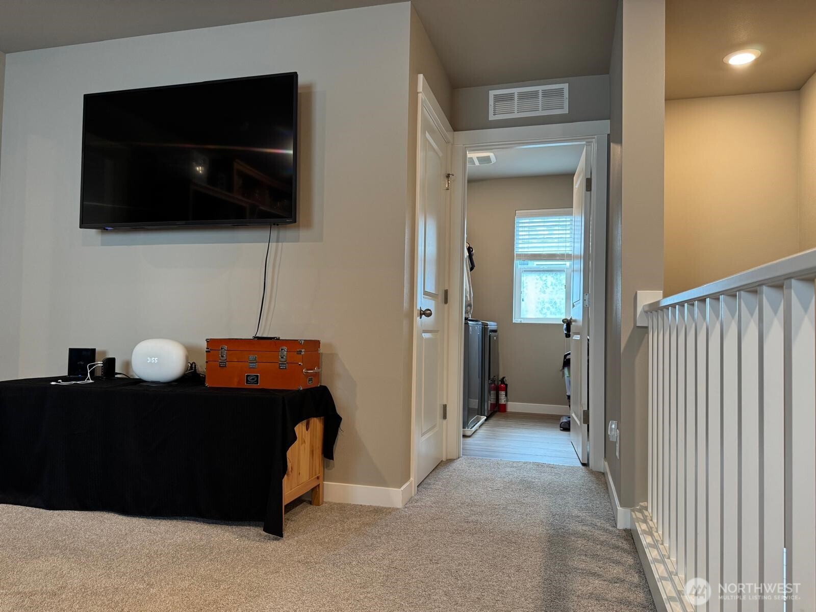 927 Vine Maple Street Property Photo 20