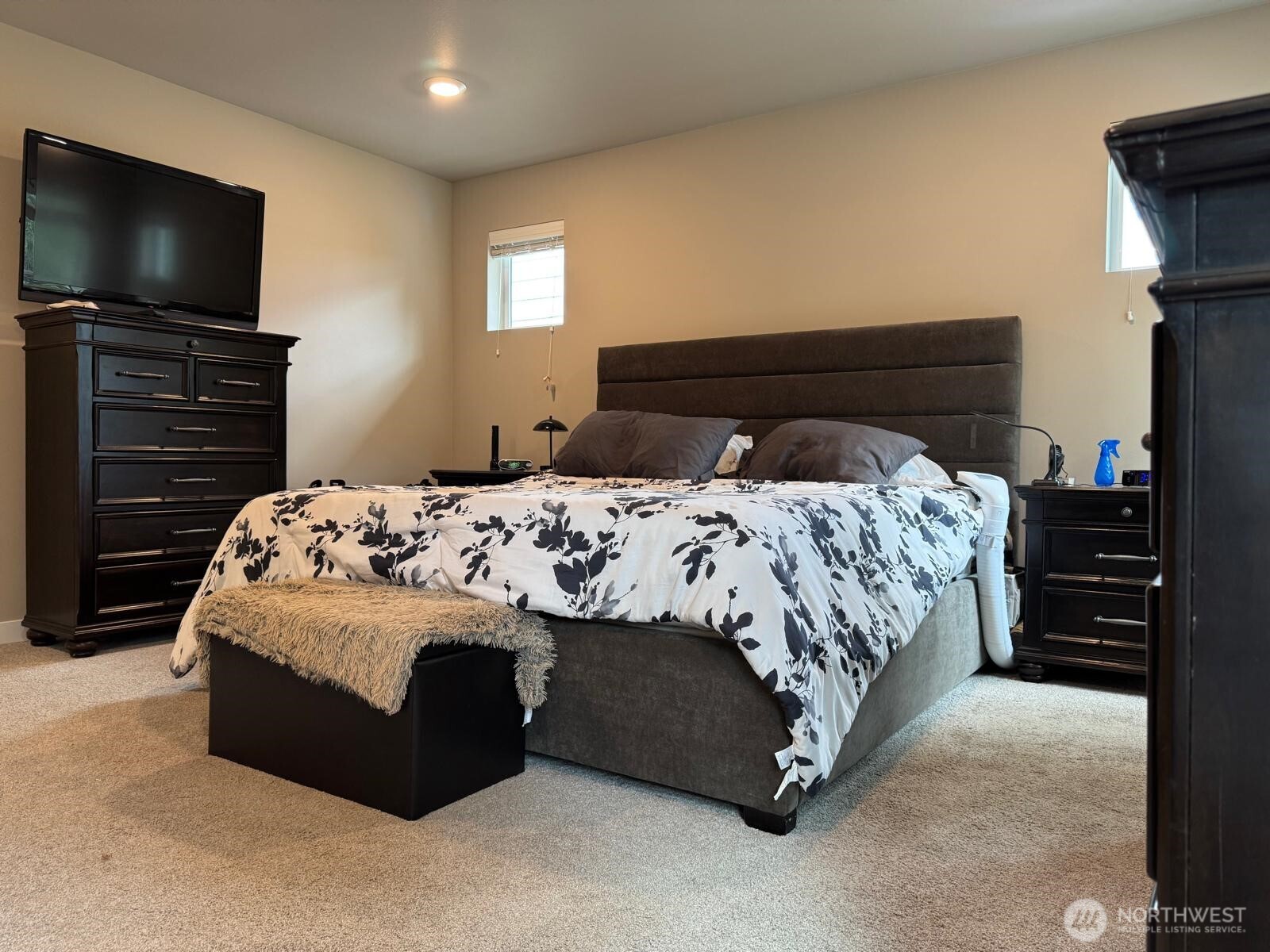 927 Vine Maple Street Property Photo 22