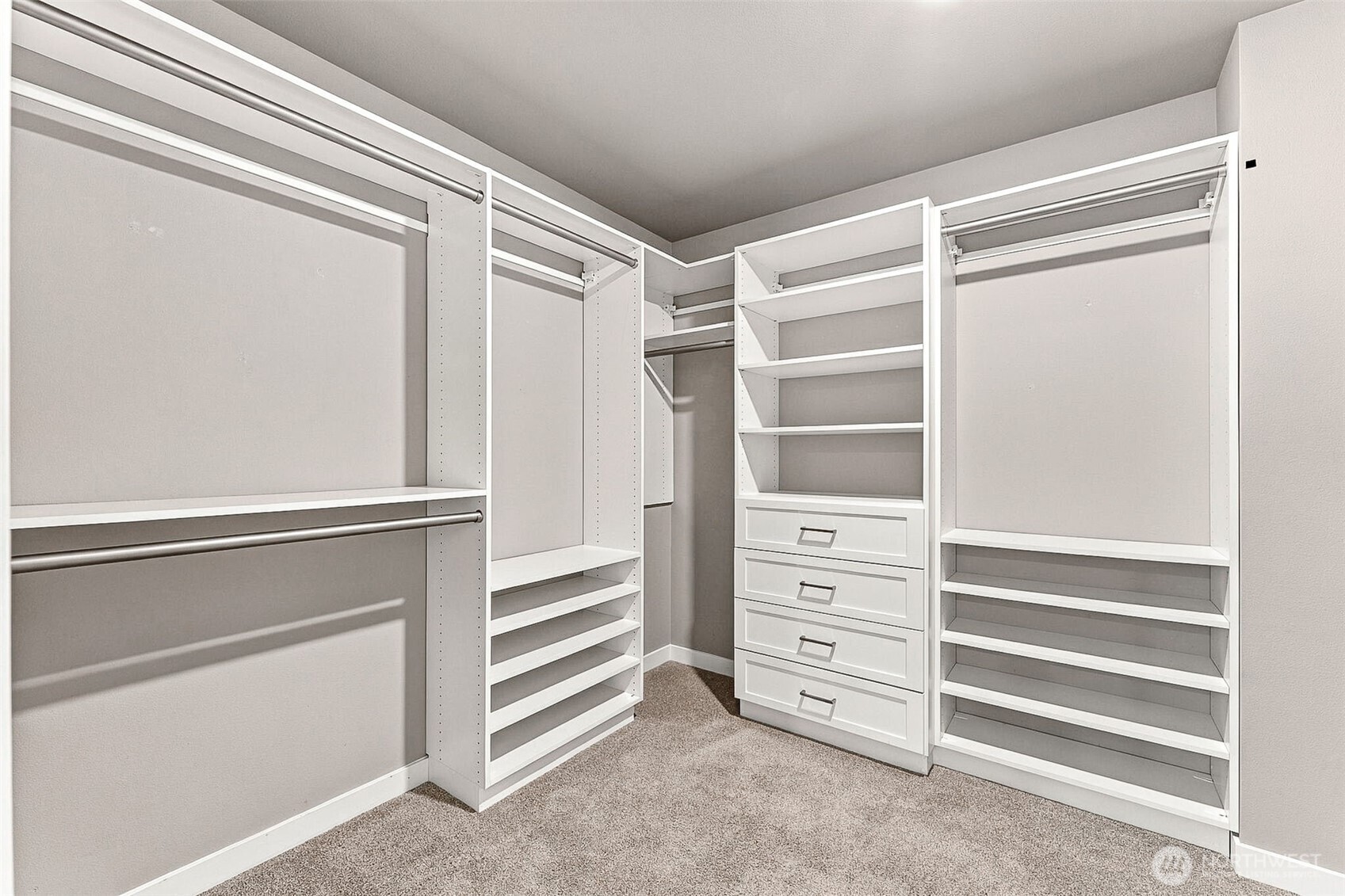 927 Vine Maple Street Property Photo 22