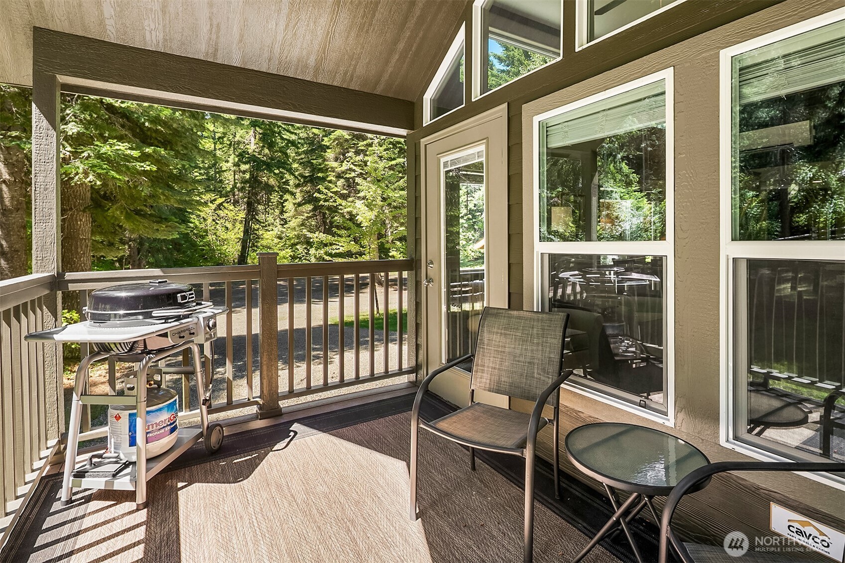 1970 Timber Mountain Loop Property Photo 3