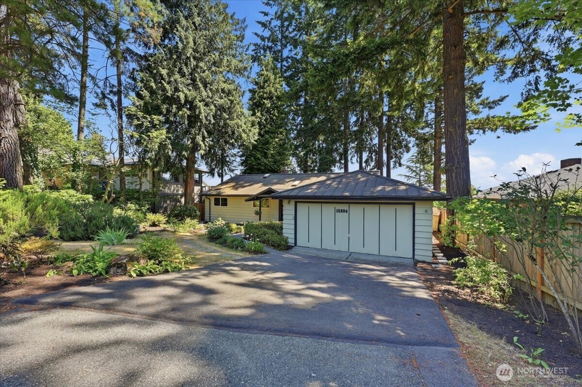 15804 35th Avenue Property Photo 34