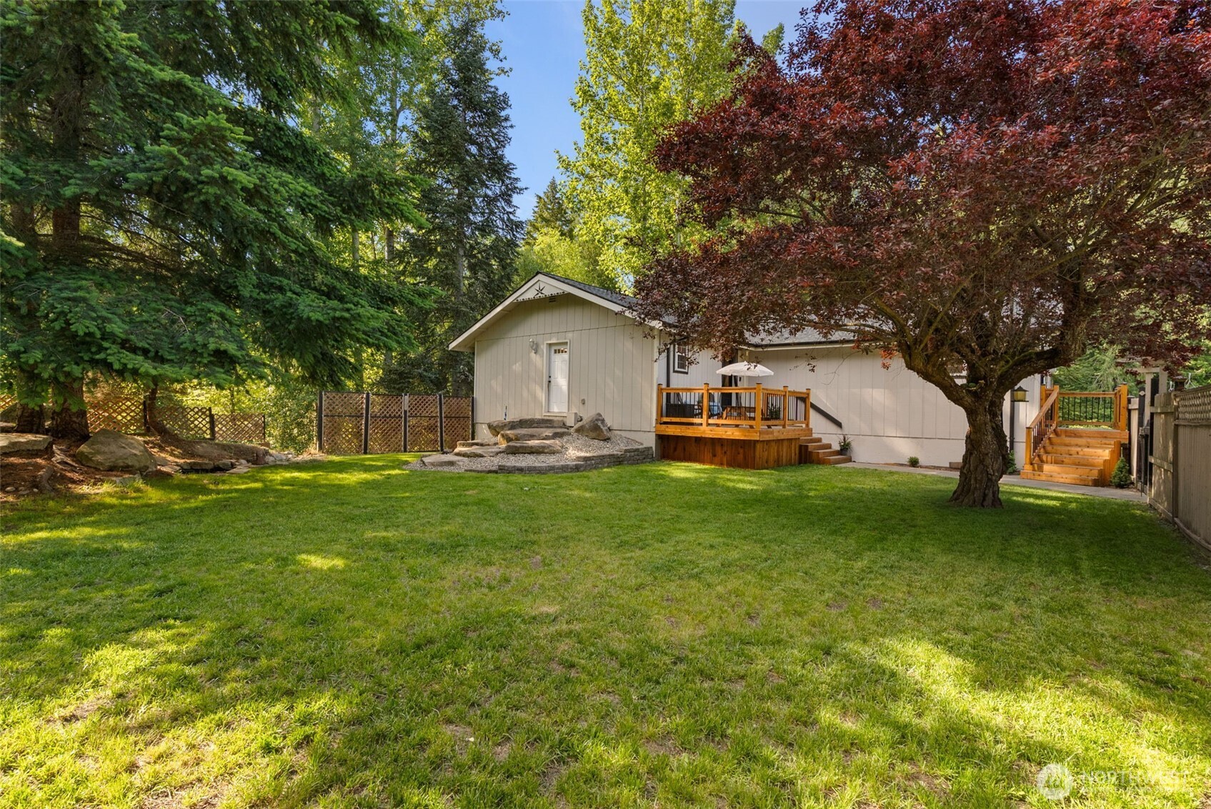 395 Nw Blomster Way Property Photo 32
