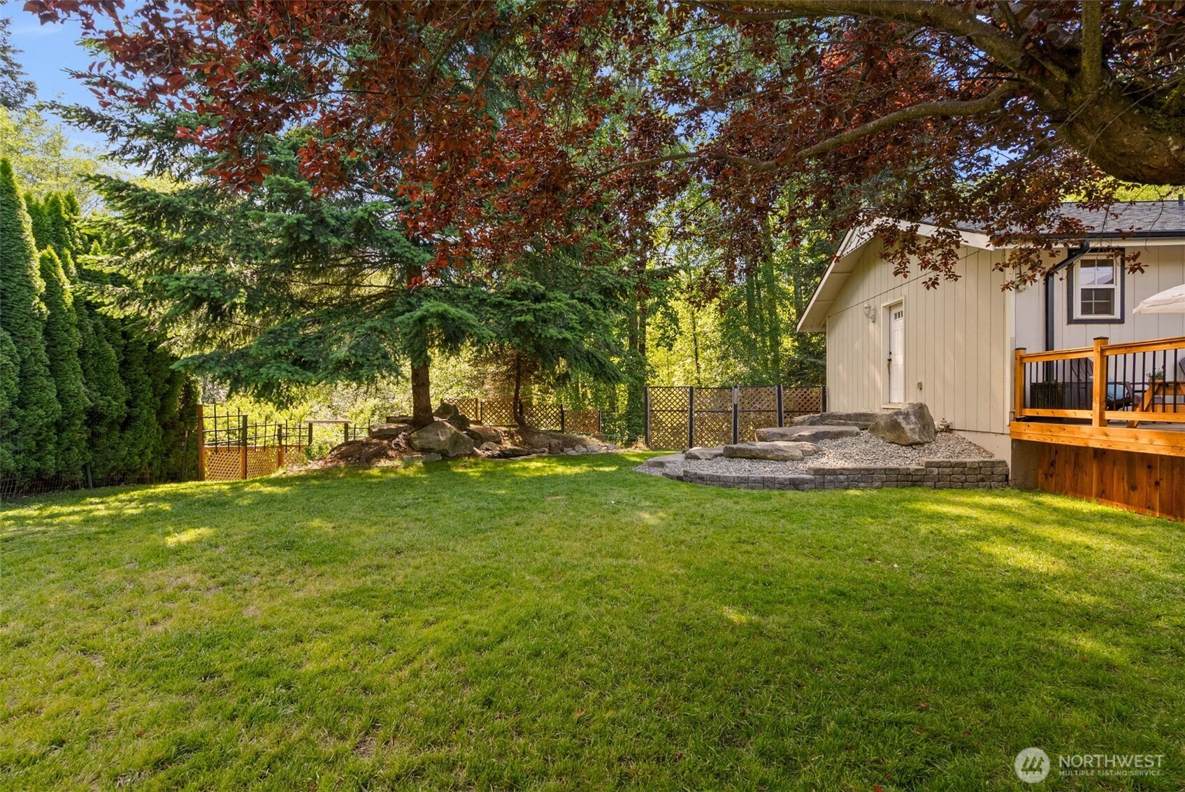 395 Nw Blomster Way Property Photo 33