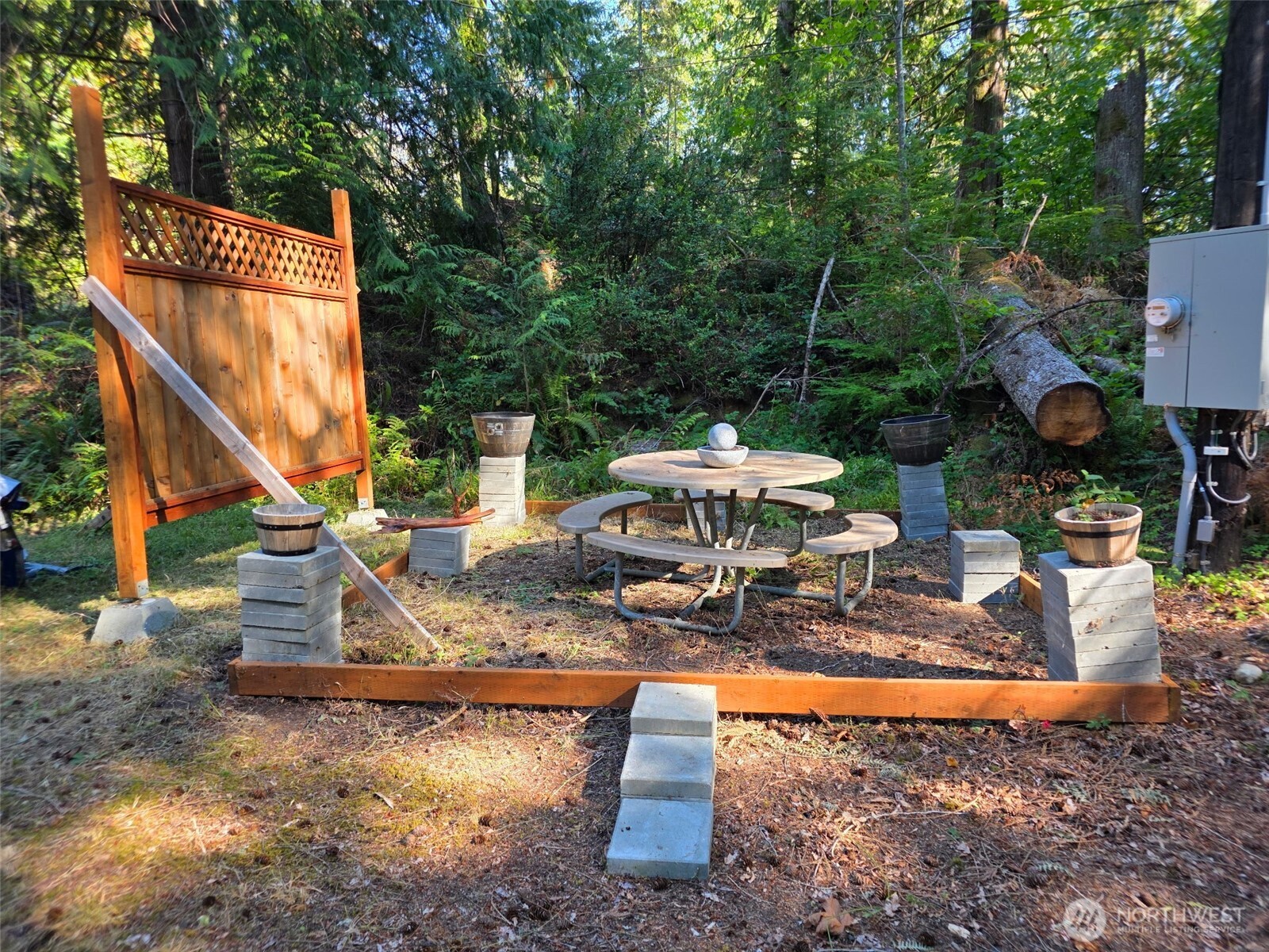 71 E Lakeshore Drive Property Photo 13