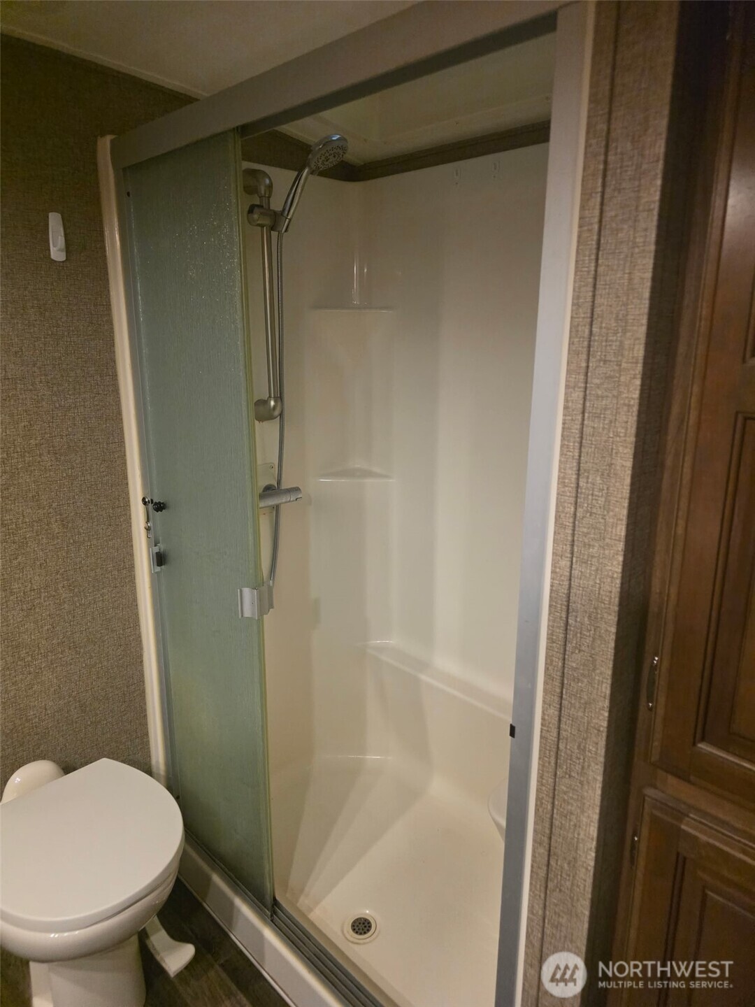71 E Lakeshore Drive Property Photo 28