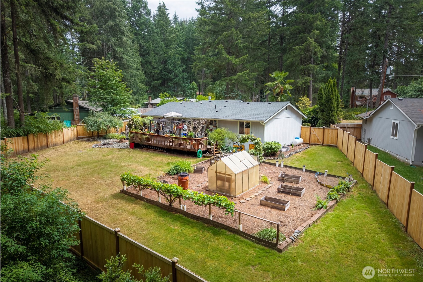 14004 Willow Tree Lane Property Photo 2