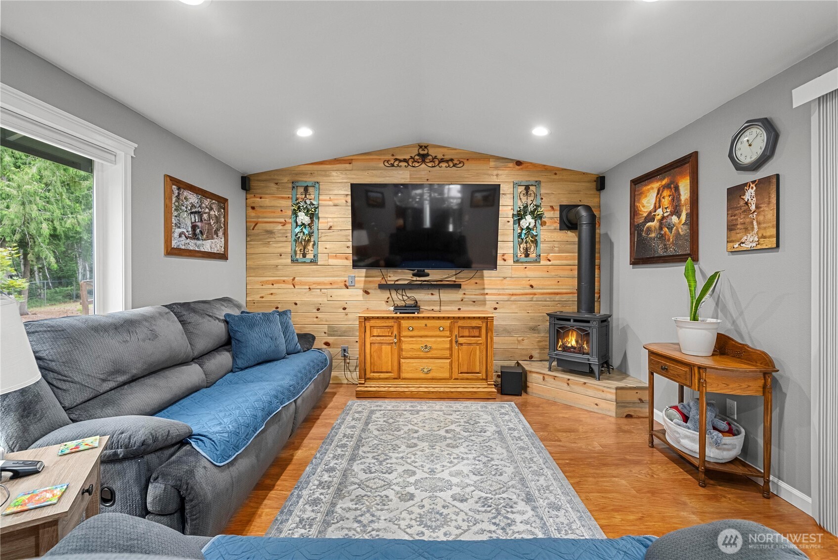 1825 W Deegan Road Property Photo 16