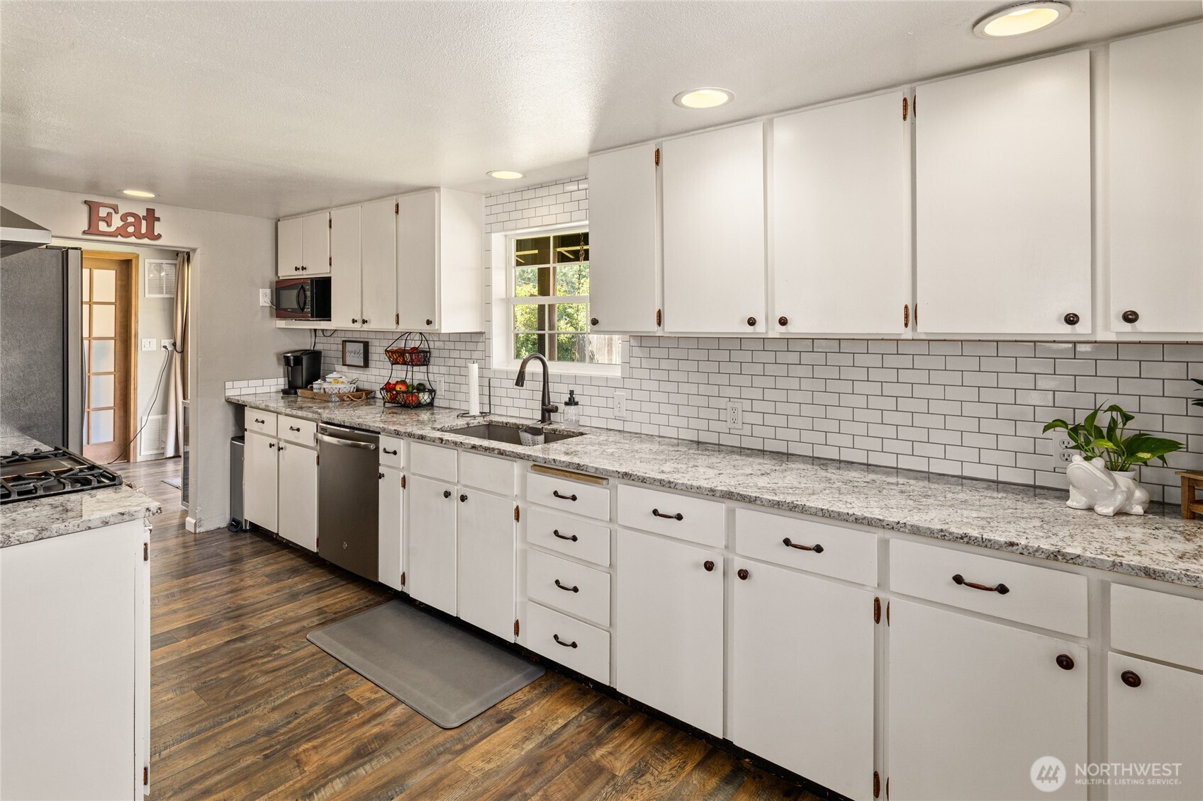 812 Madison Avenue Property Photo 9