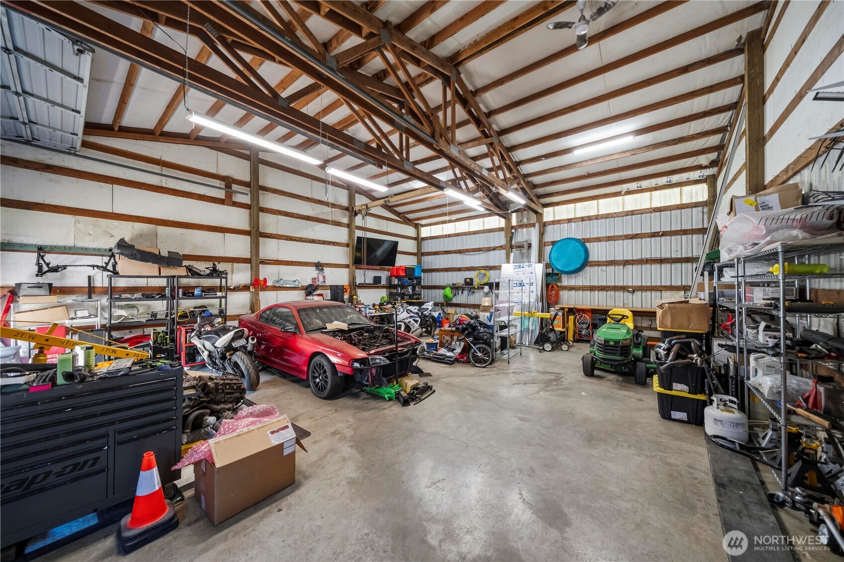 12217 Waller Road Property Photo 32