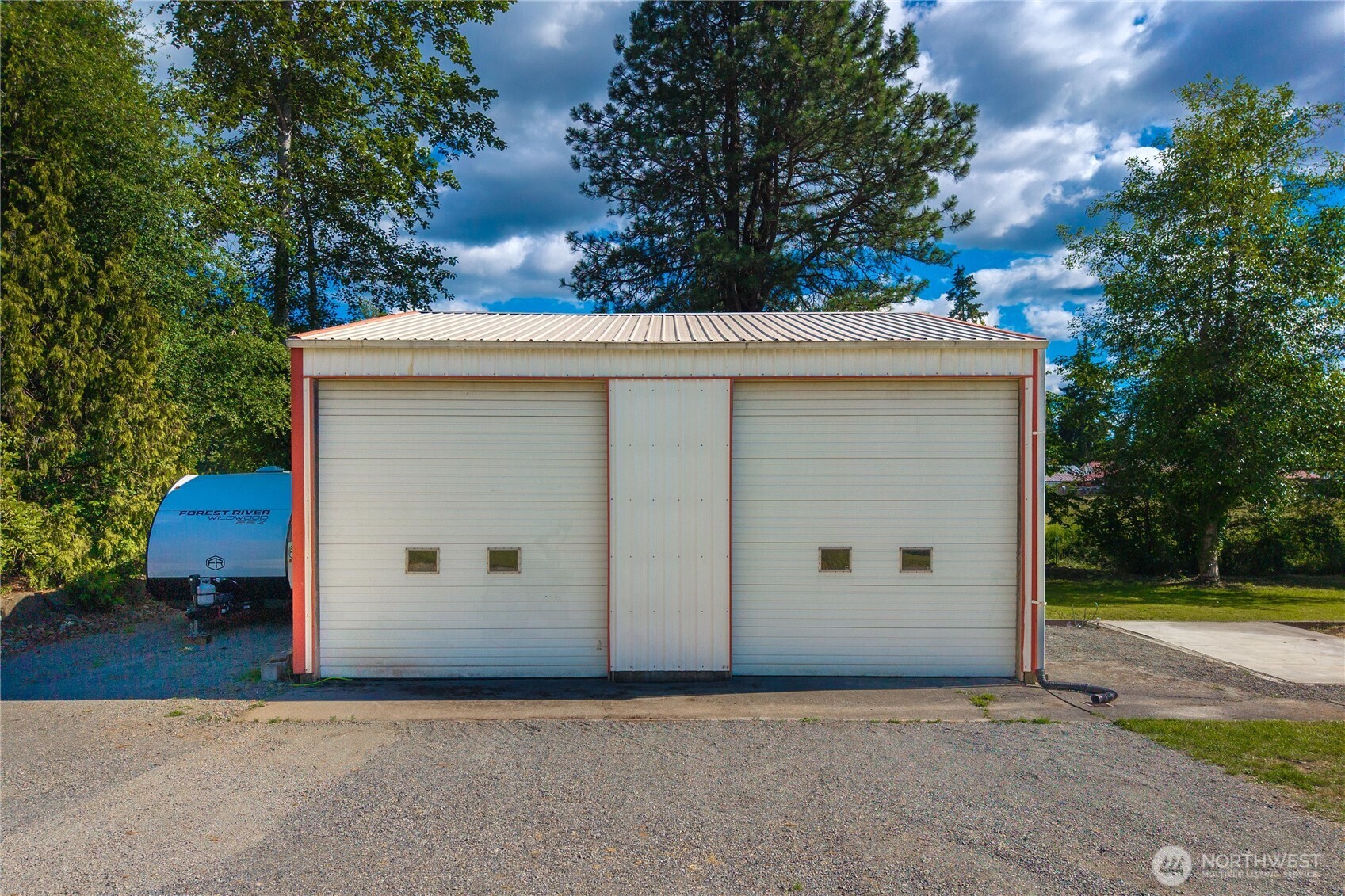 12217 Waller Road Property Photo 33