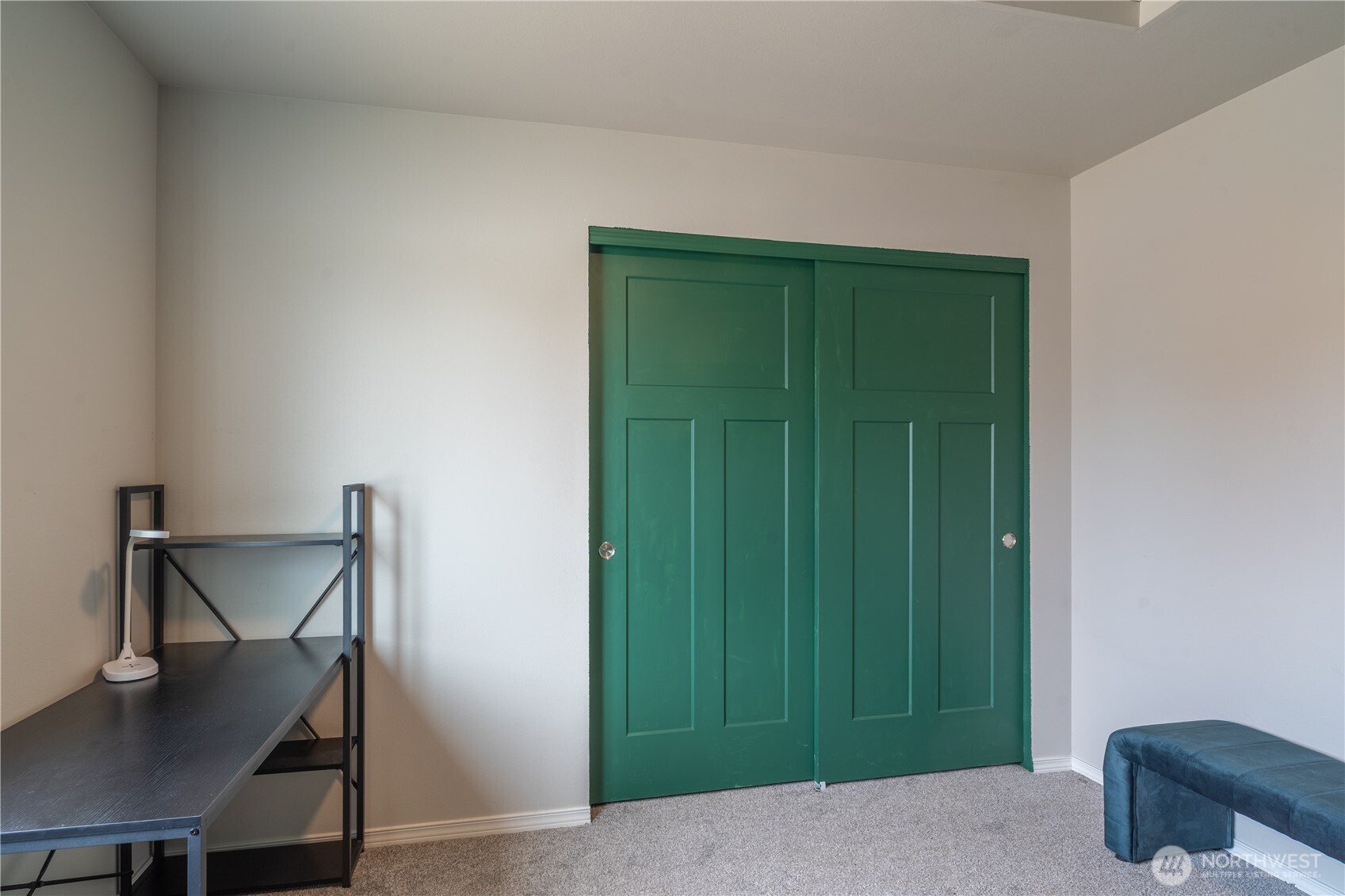 322 W 6th Street Property Photo 16