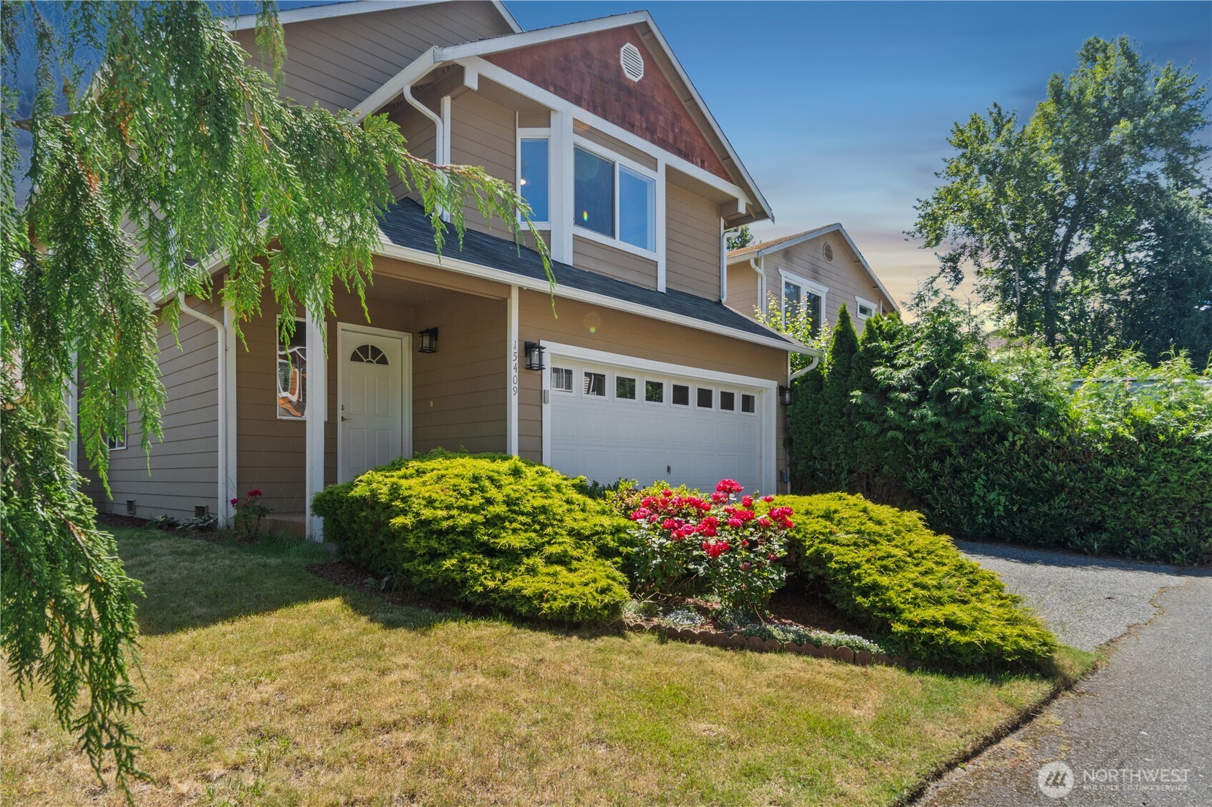 15409 51st Place Property Photo 4