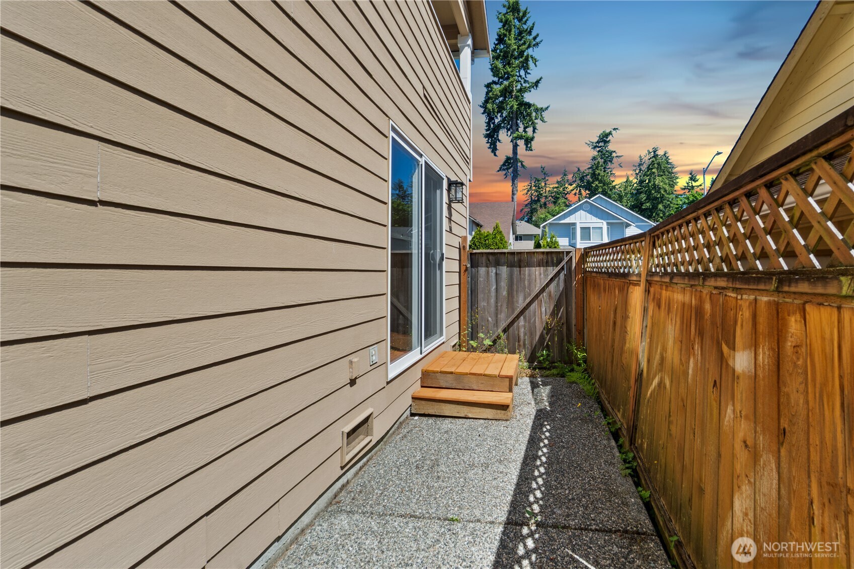 15409 51st Place Property Photo 19