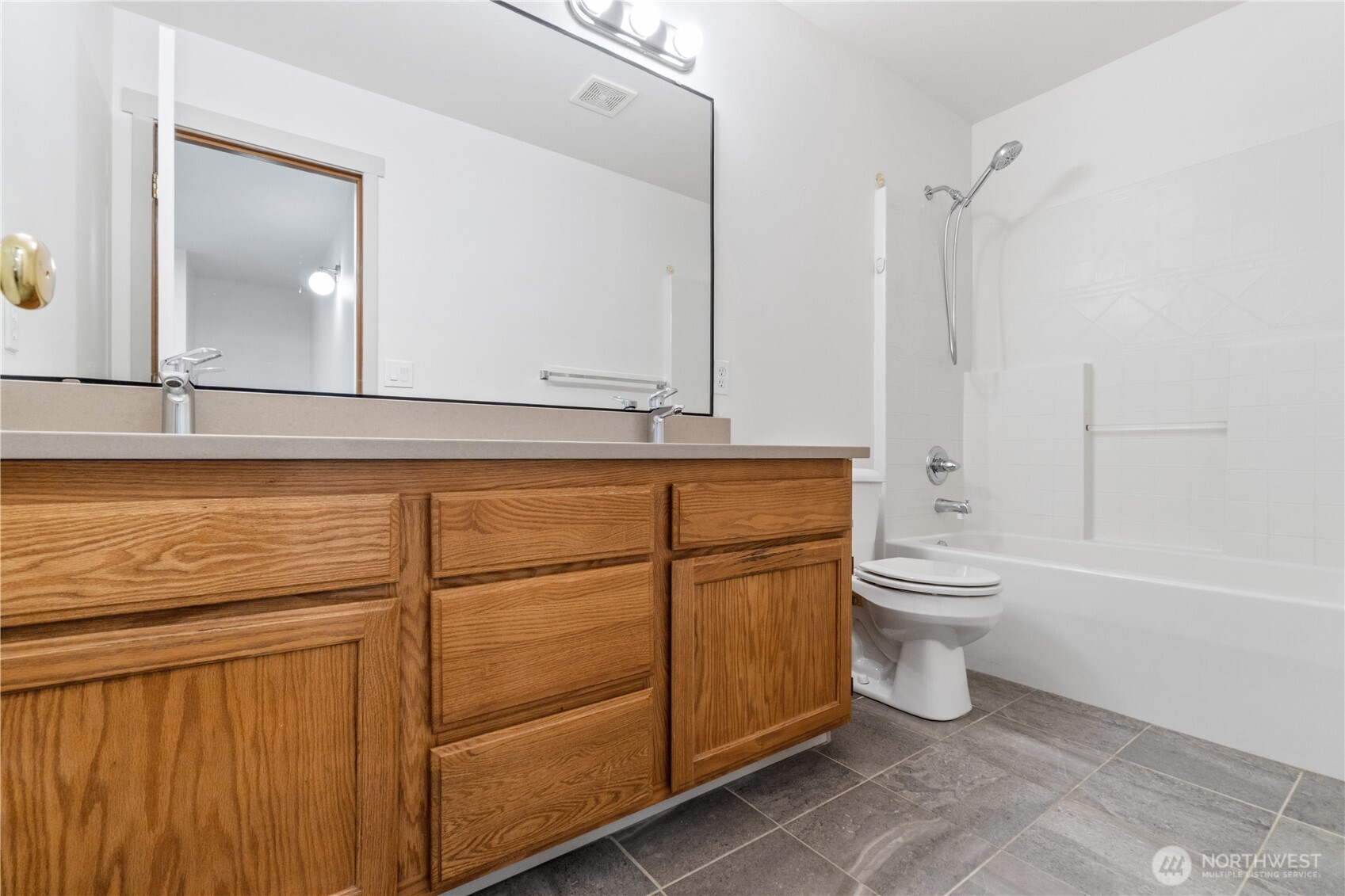 15409 51st Place Property Photo 28