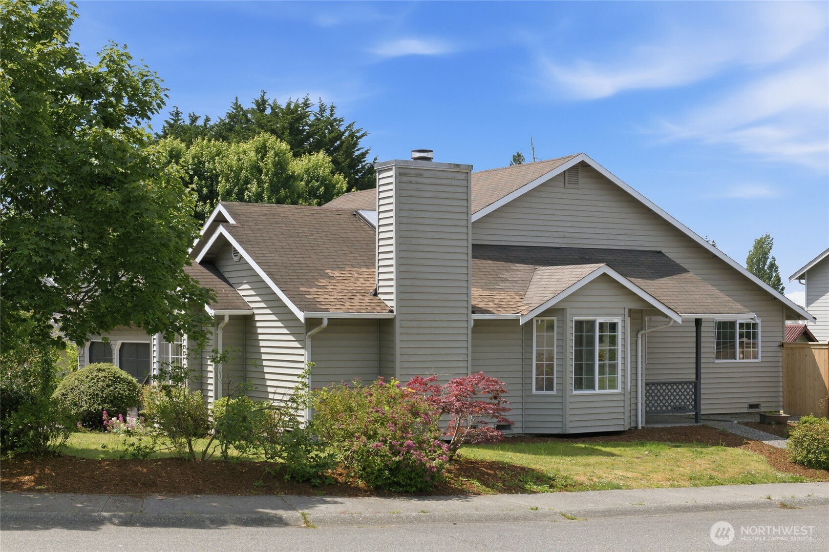16616 37th Place Property Photo 1