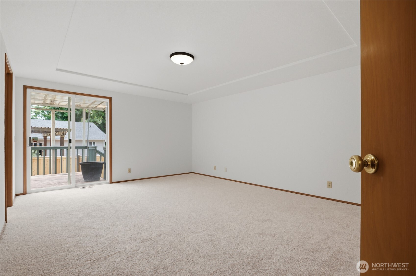 16616 37th Place Property Photo 10