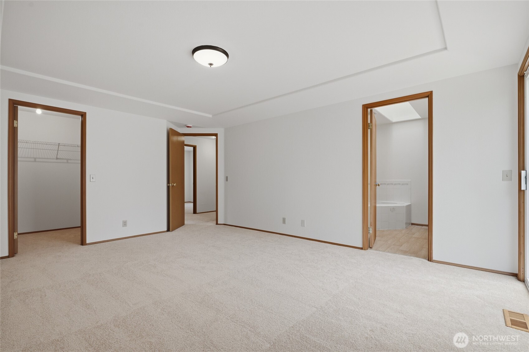 16616 37th Place Property Photo 11