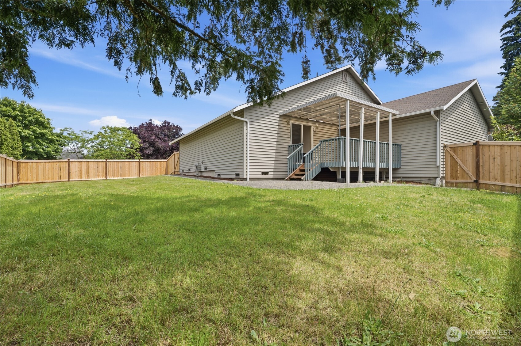 16616 37th Place Property Photo 19