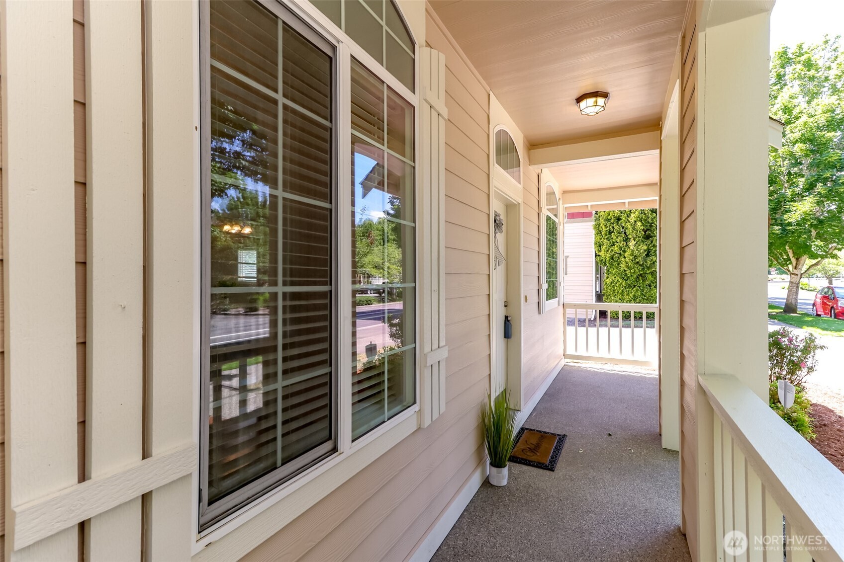 4947 Balustrade Boulevard Property Photo 4