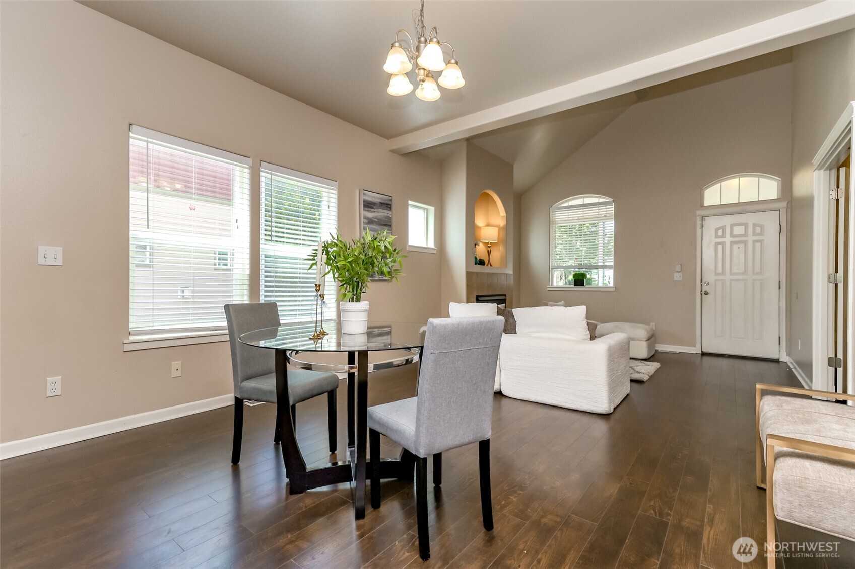 4947 Balustrade Boulevard Property Photo 8