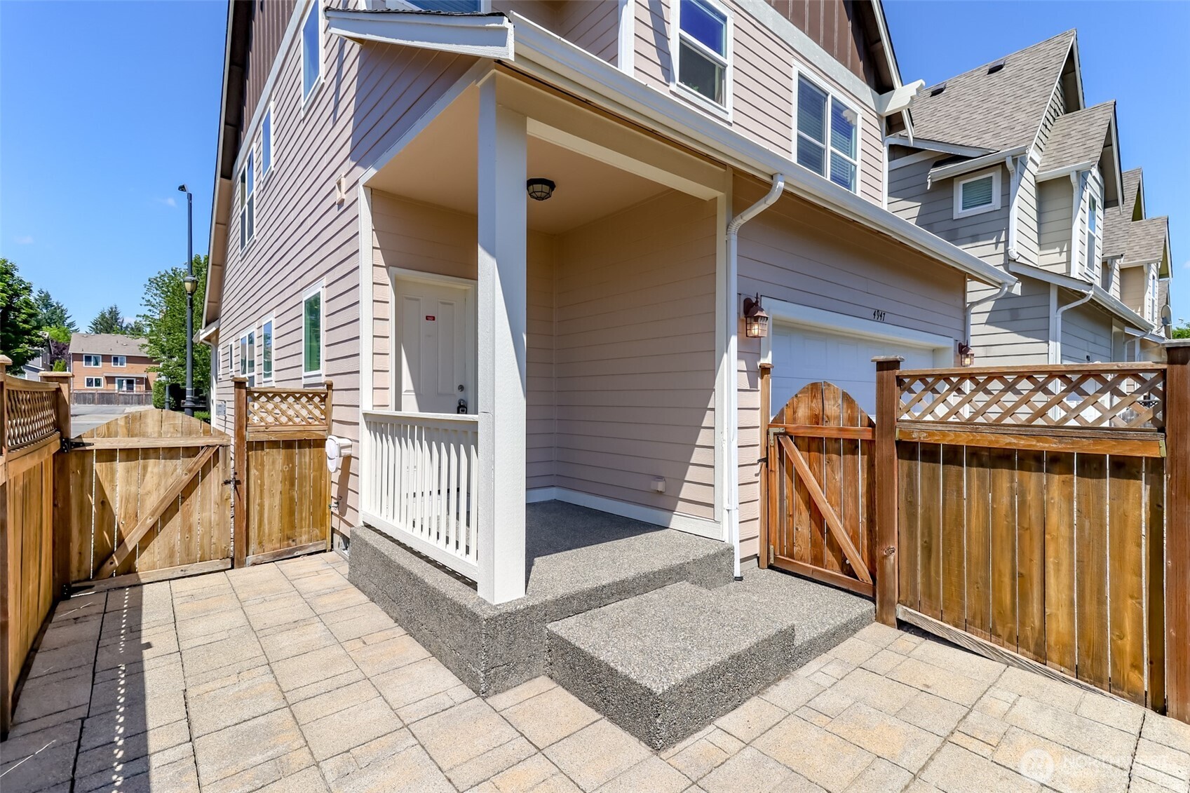 4947 Balustrade Boulevard Property Photo 35