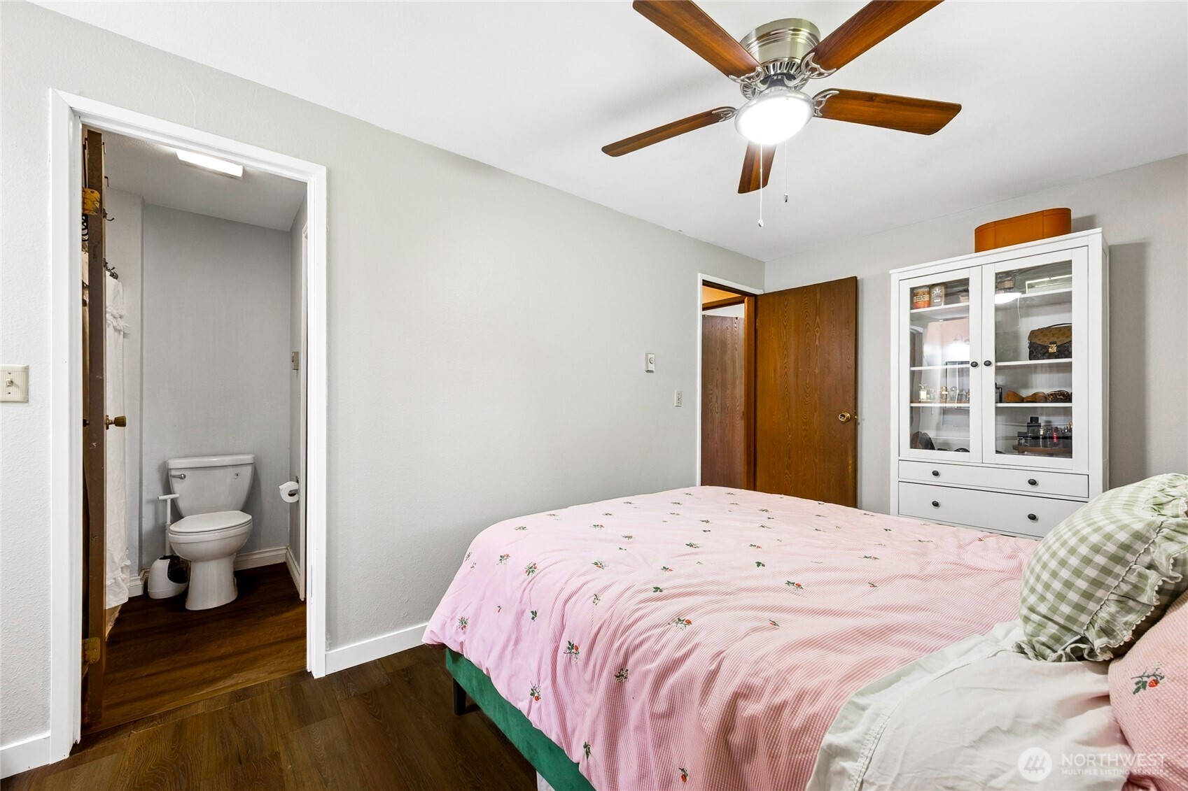8915 Quinault Drive Property Photo 19