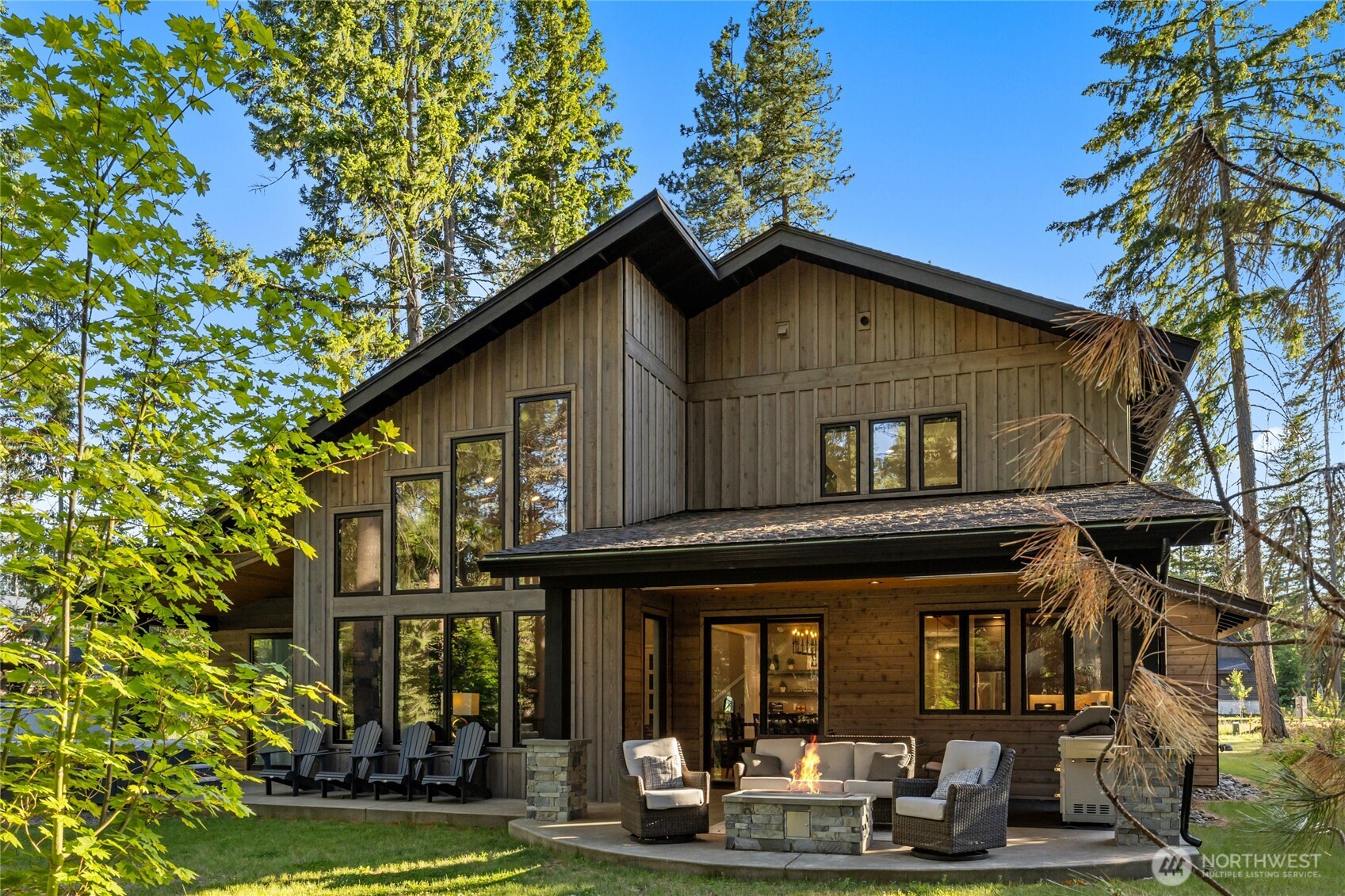 1280 Kokanee Loop Property Photo 16