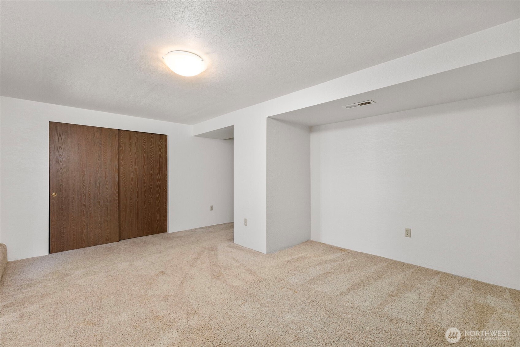 960 Ne Melanie Court Property Photo 19