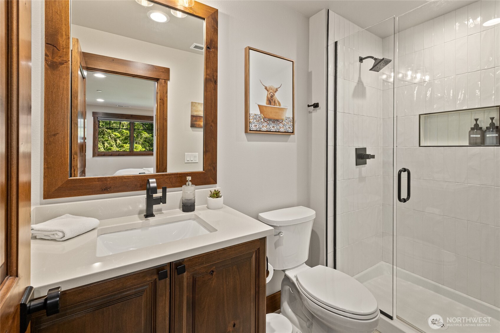 1230 Kokanee Loop Property Photo 29