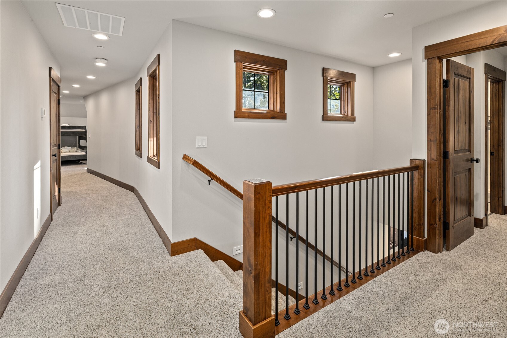 1230 Kokanee Loop Property Photo 31