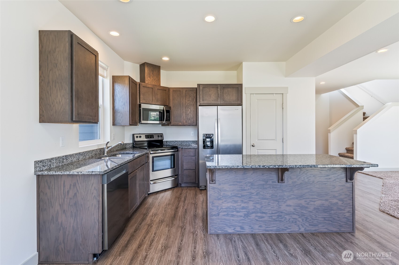 624 Craig Avenue Property Photo 4