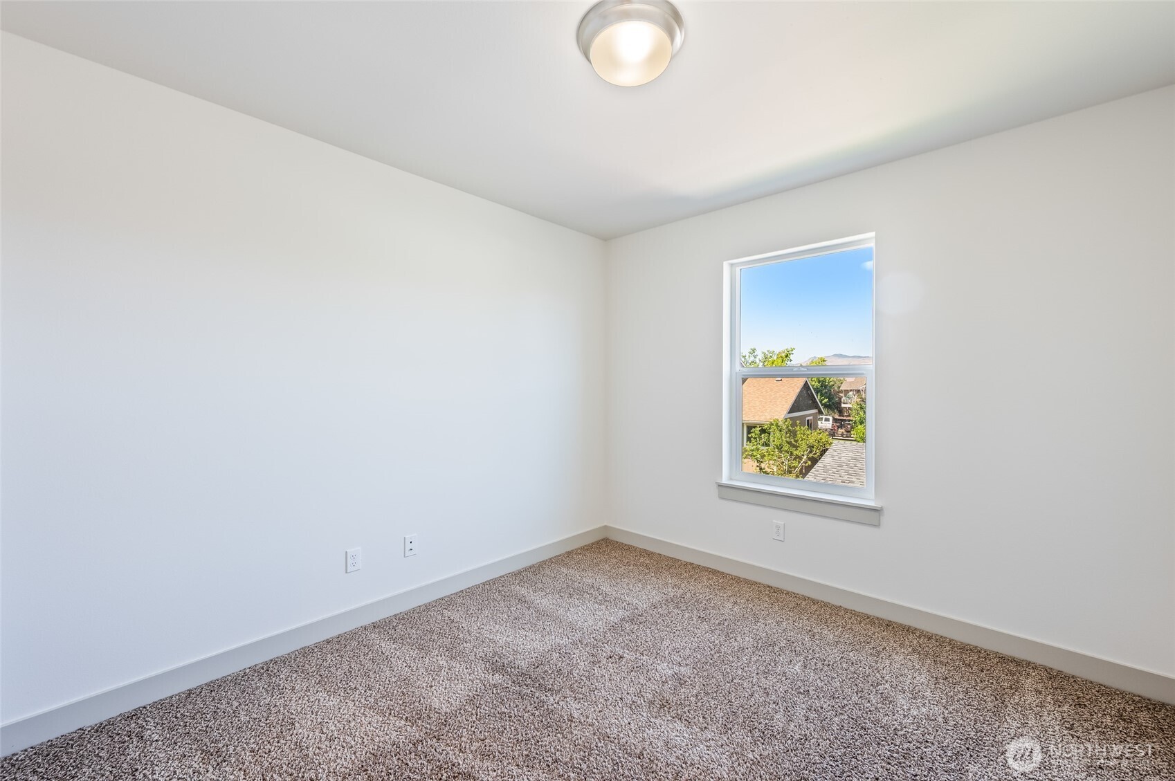 624 Craig Avenue Property Photo 25
