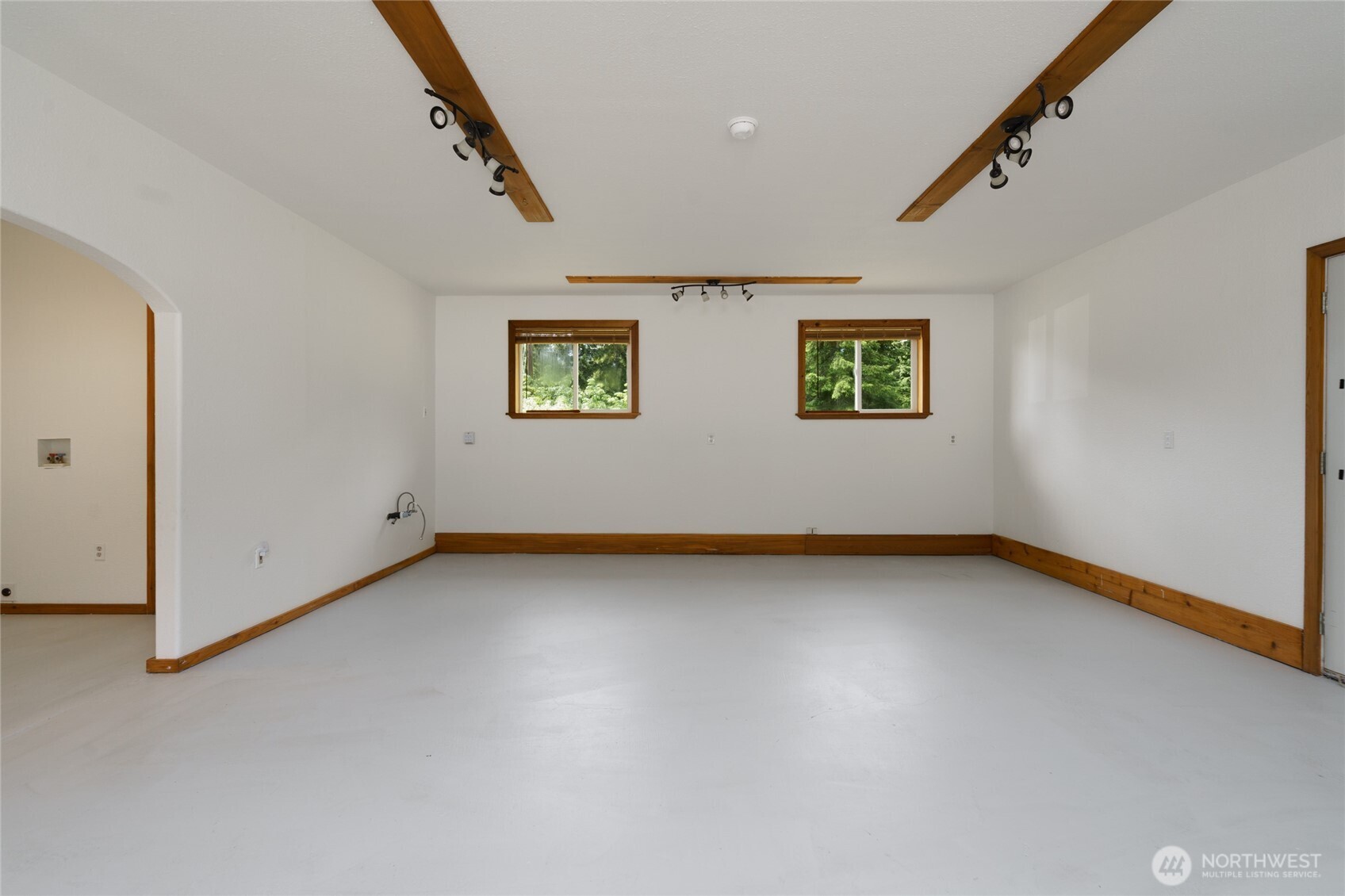 45726 Main Street Property Photo 11