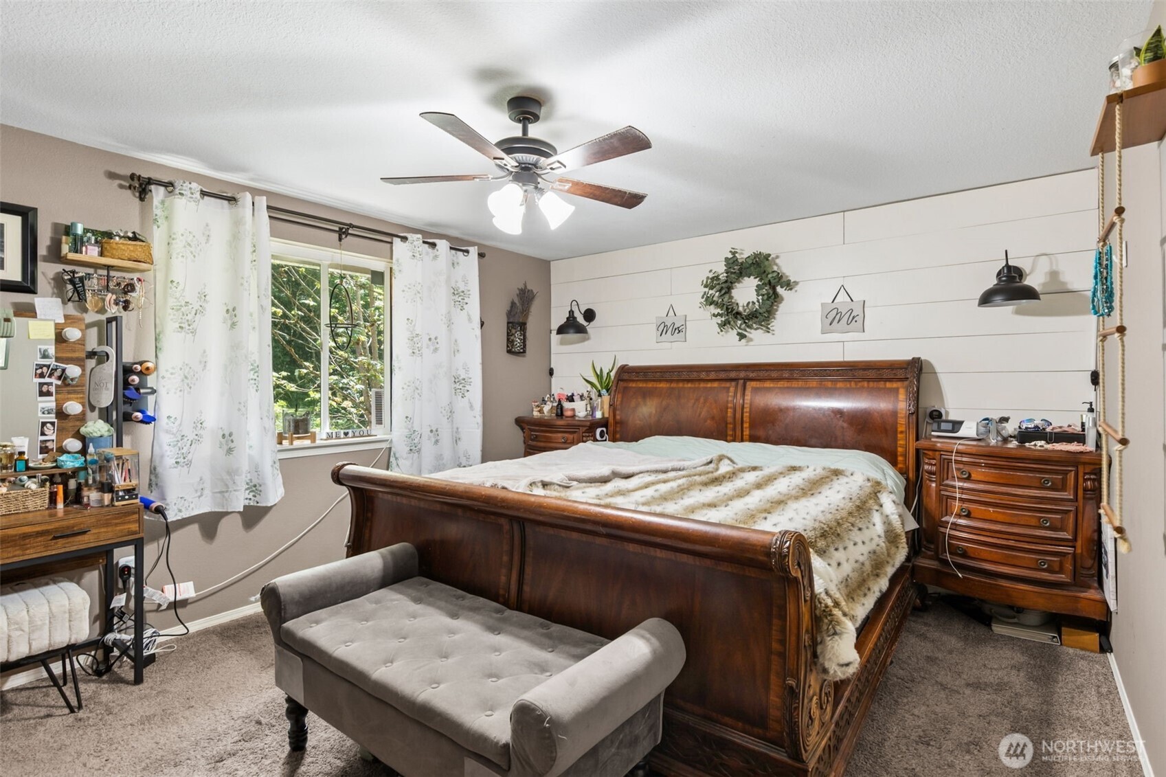 22521 Crown Circle Property Photo 7