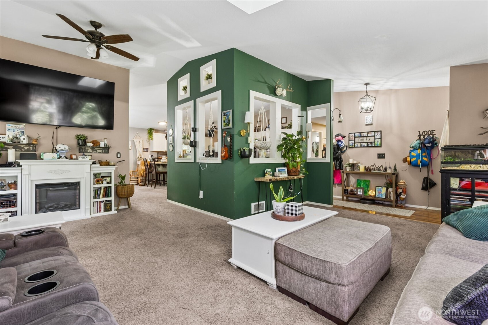 22521 Crown Circle Property Photo 21