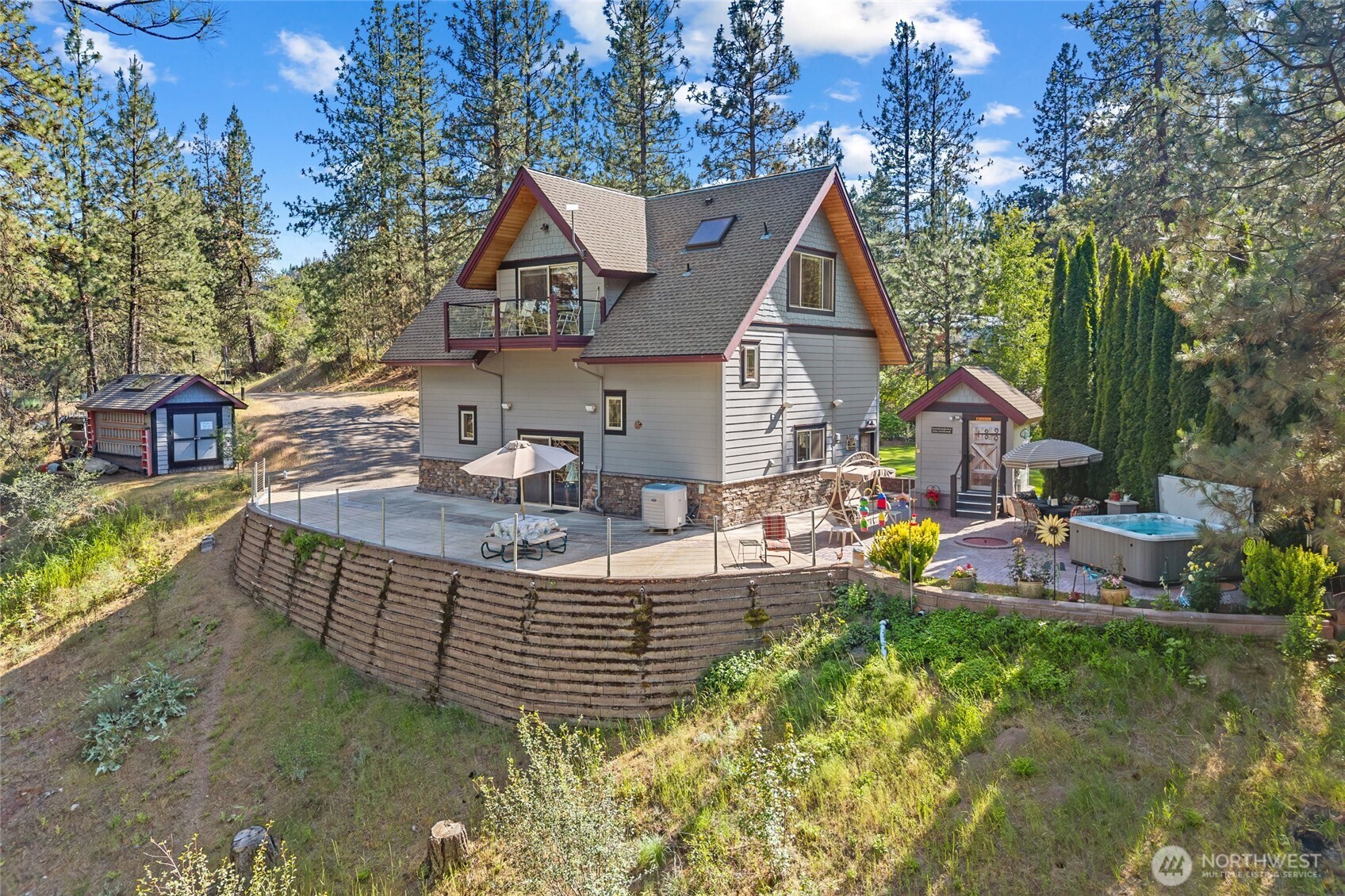 41840 Porcupine Bay Road Property Photo 4