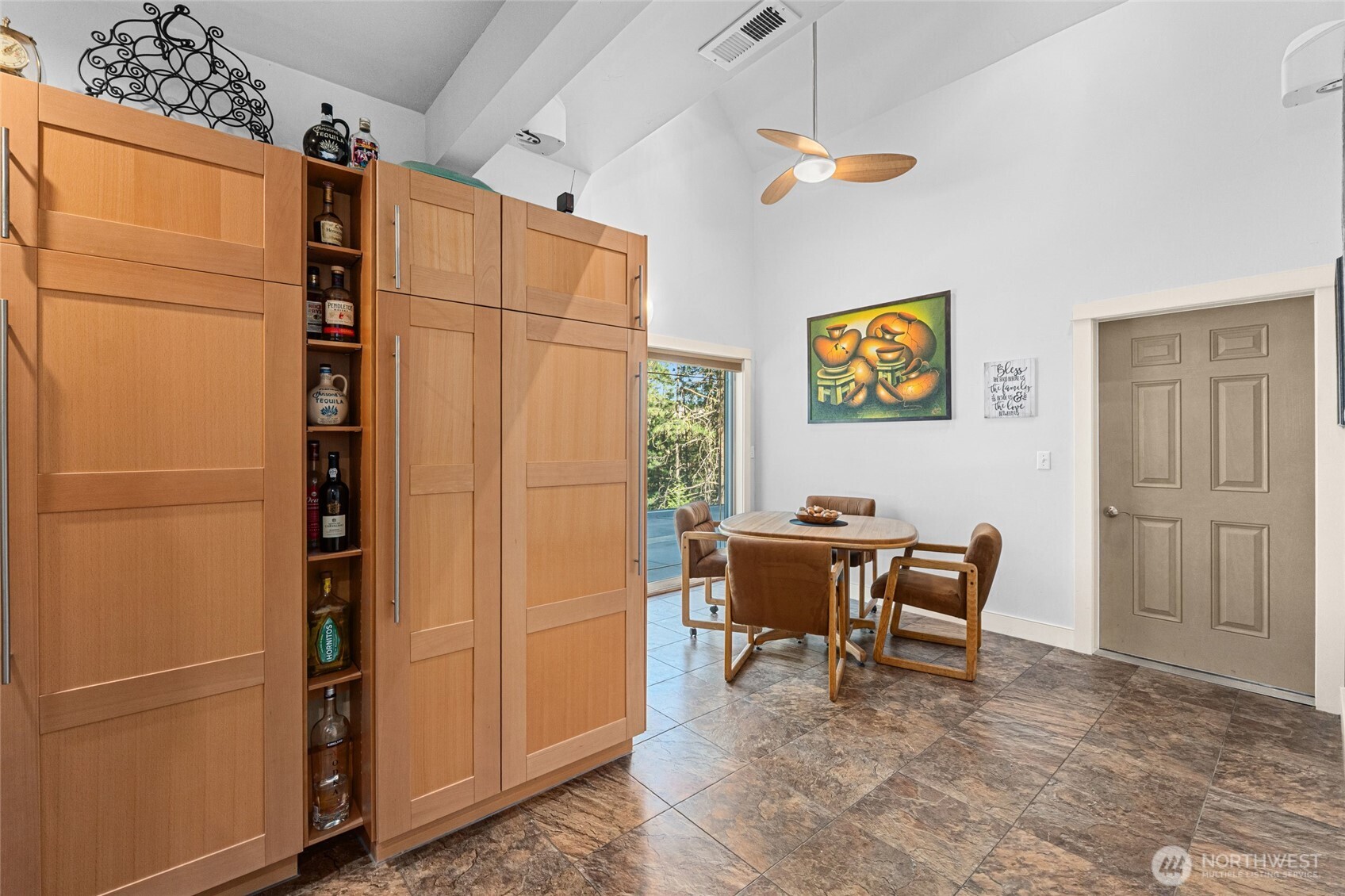 41840 Porcupine Bay Road Property Photo 7