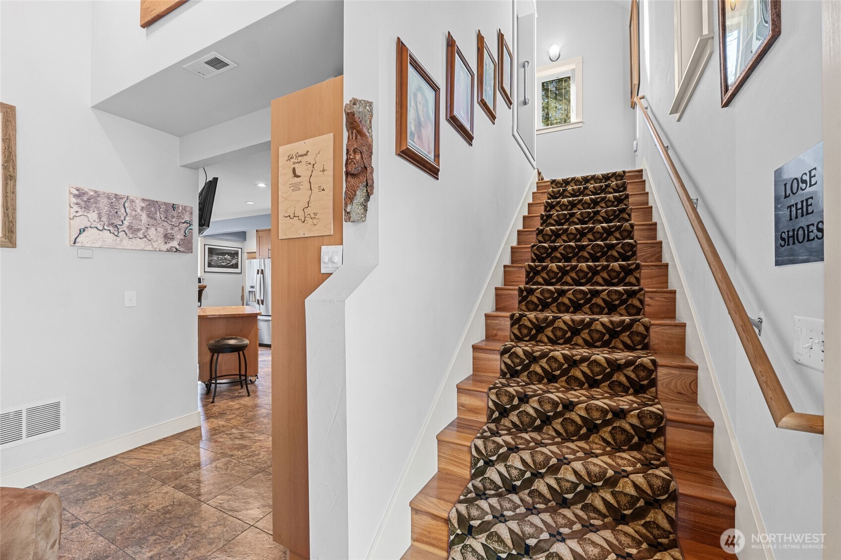 41840 Porcupine Bay Road Property Photo 13