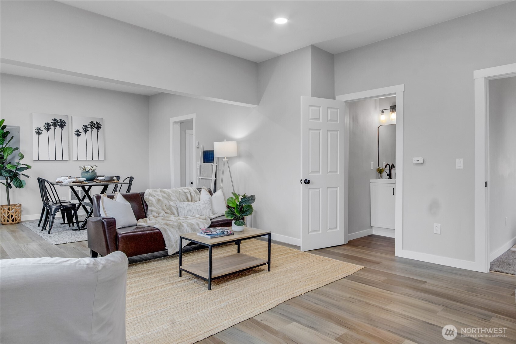 307 S Exchange Street Property Photo 2