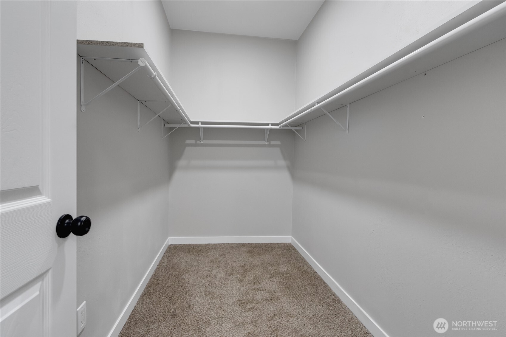 307 S Exchange Street Property Photo 6