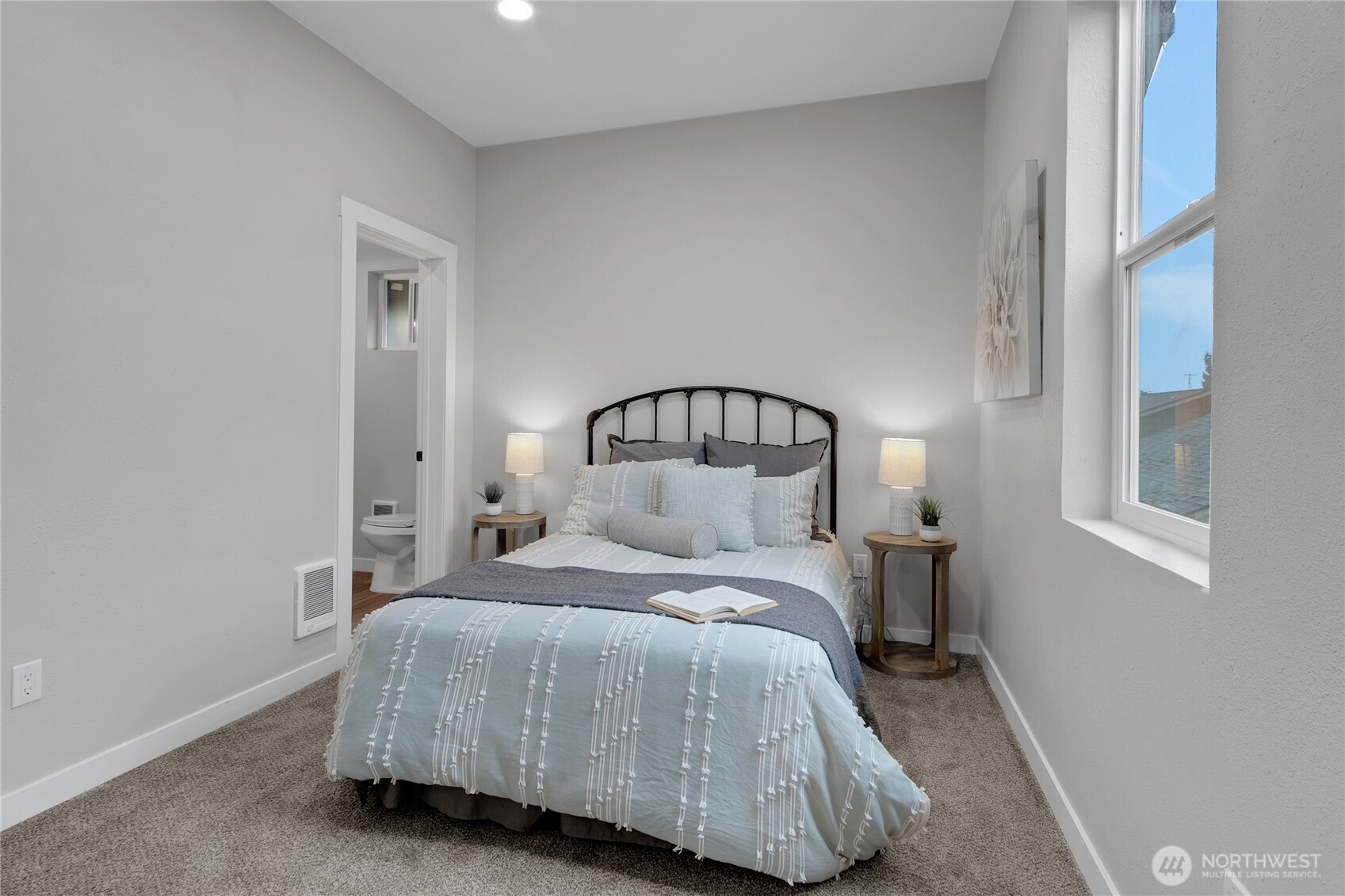307 S Exchange Street Property Photo 7
