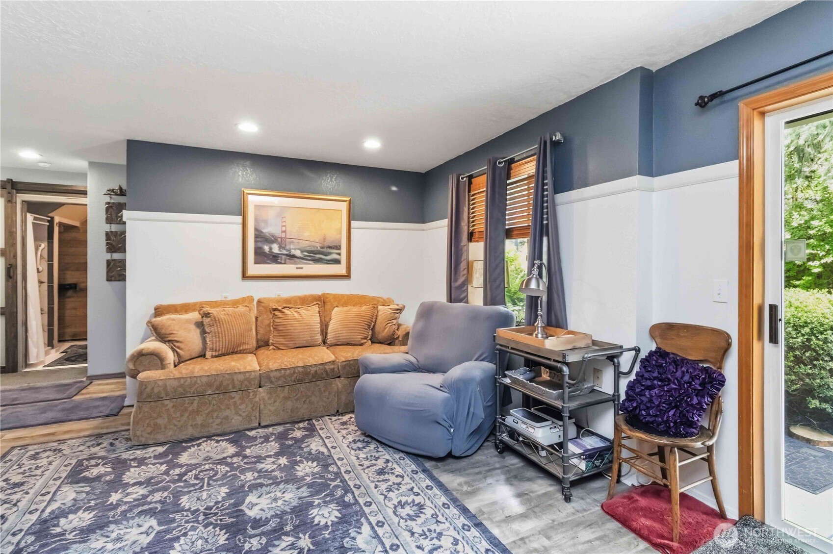 209 W Beacon Hill Drive Property Photo 25