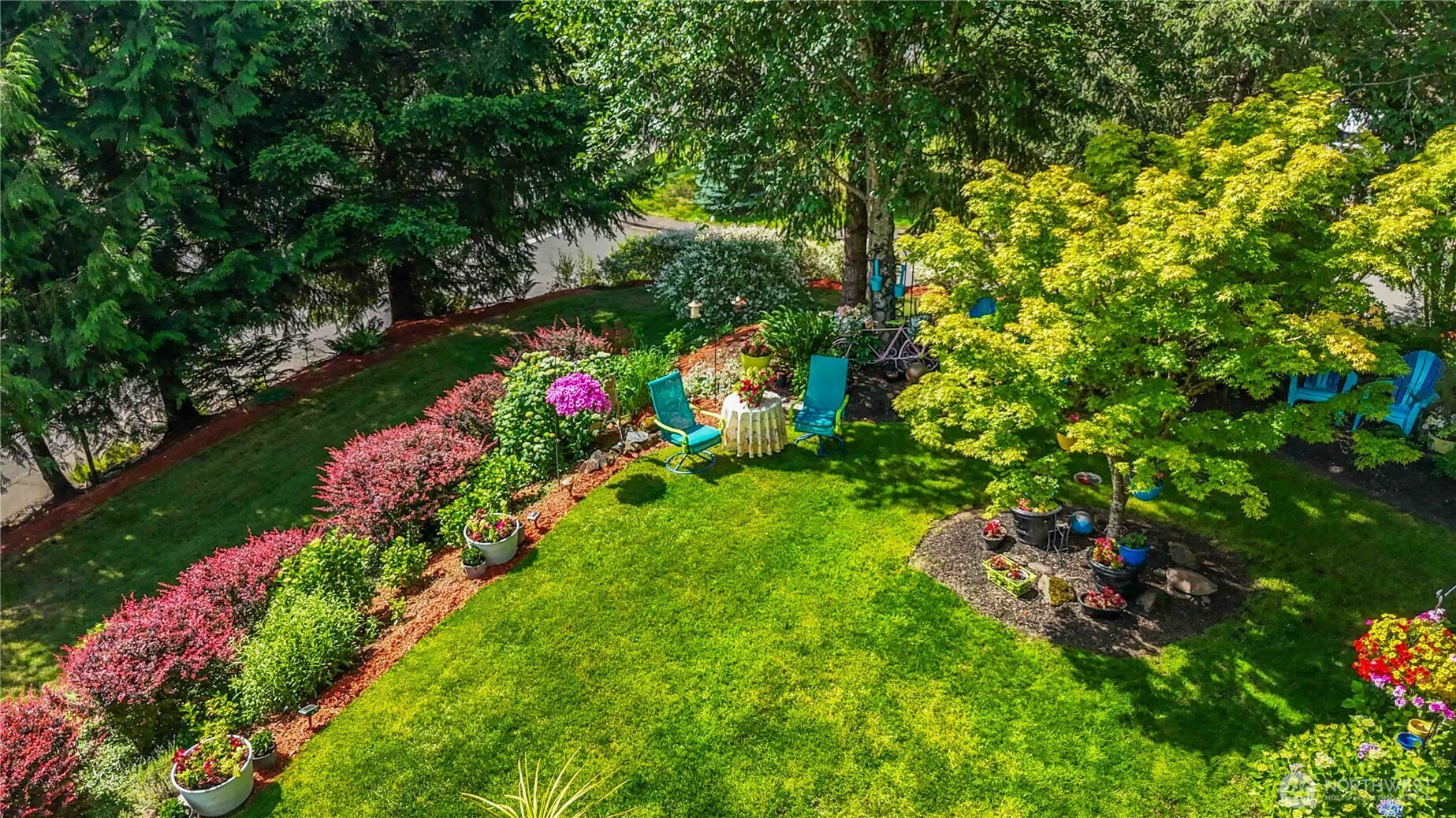 209 W Beacon Hill Drive Property Photo 31