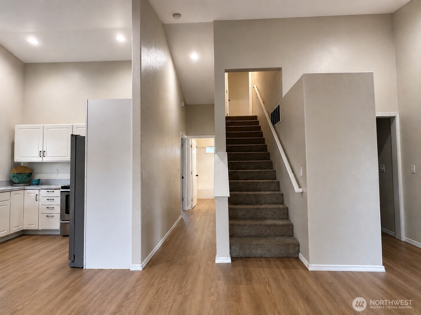 219 7th Street Property Photo 14