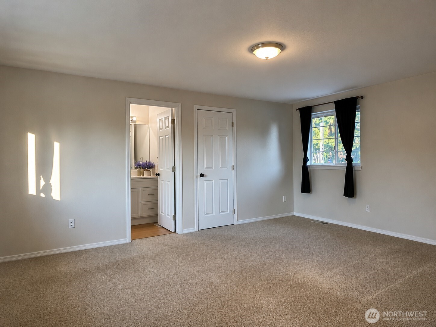 219 7th Street Property Photo 15