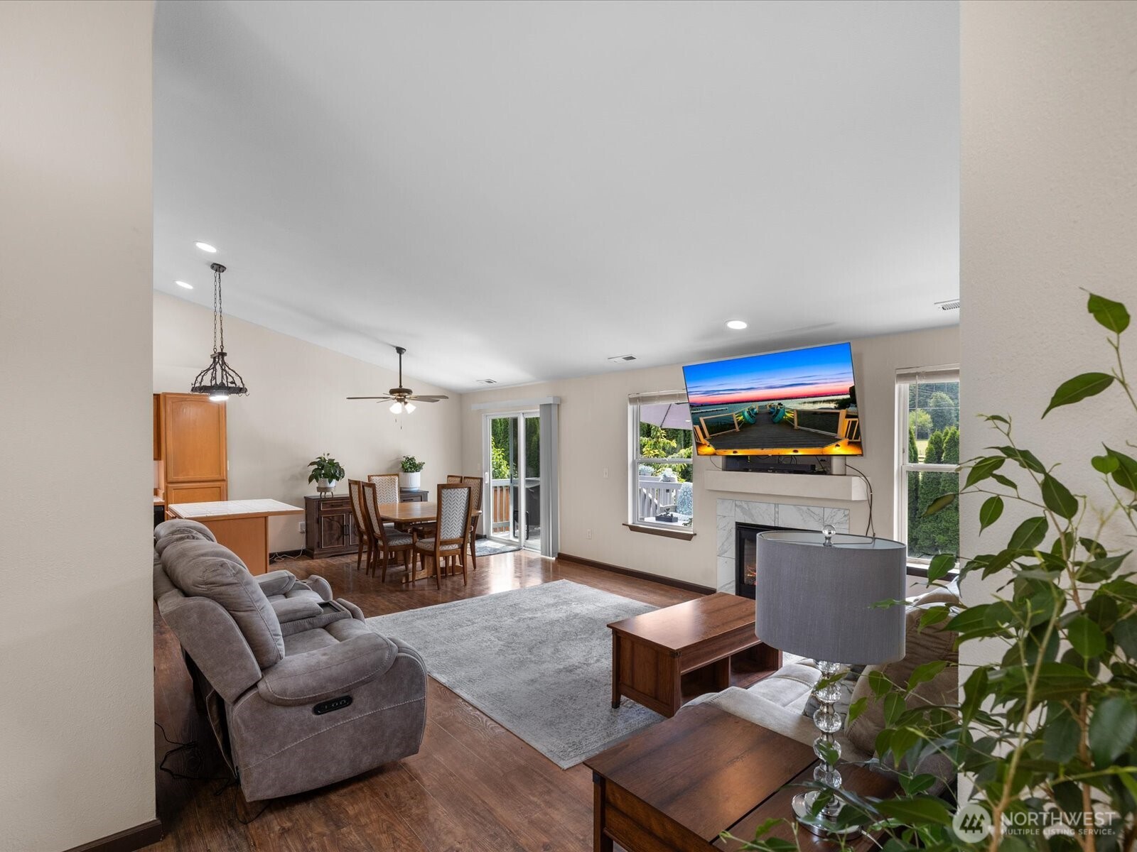 7812 Condor Drive Property Photo 3