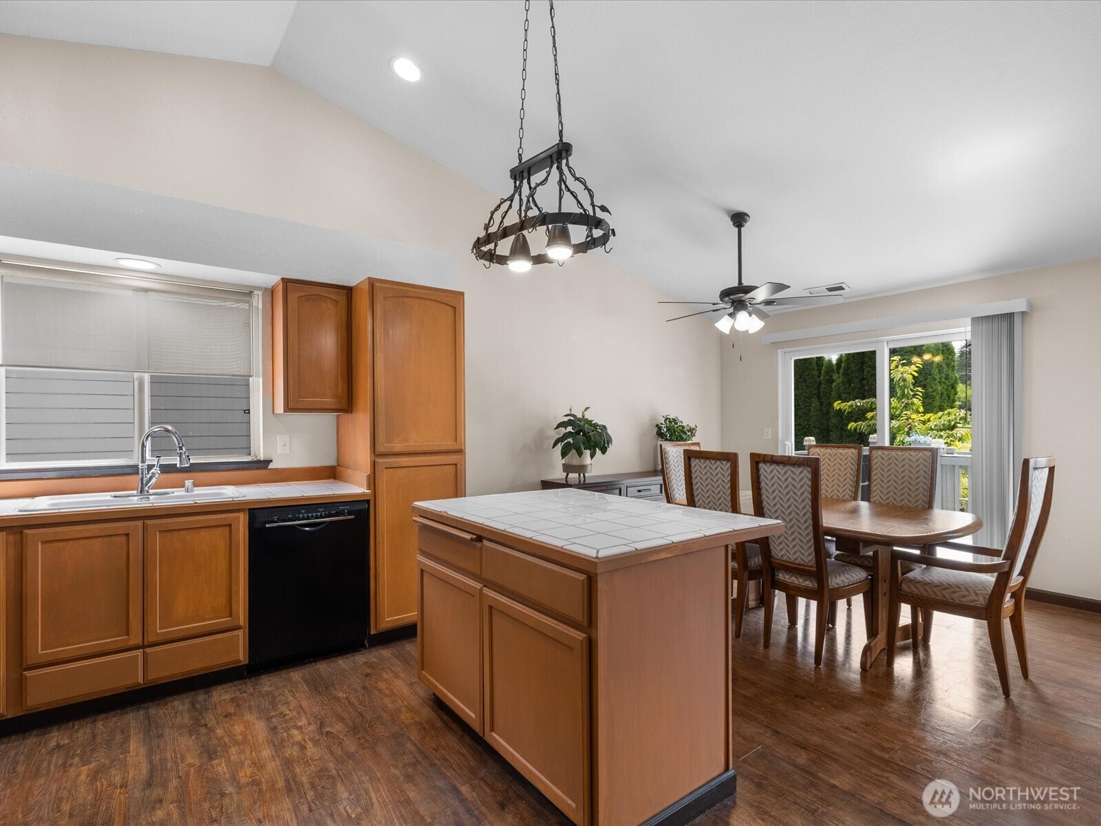 7812 Condor Drive Property Photo 8