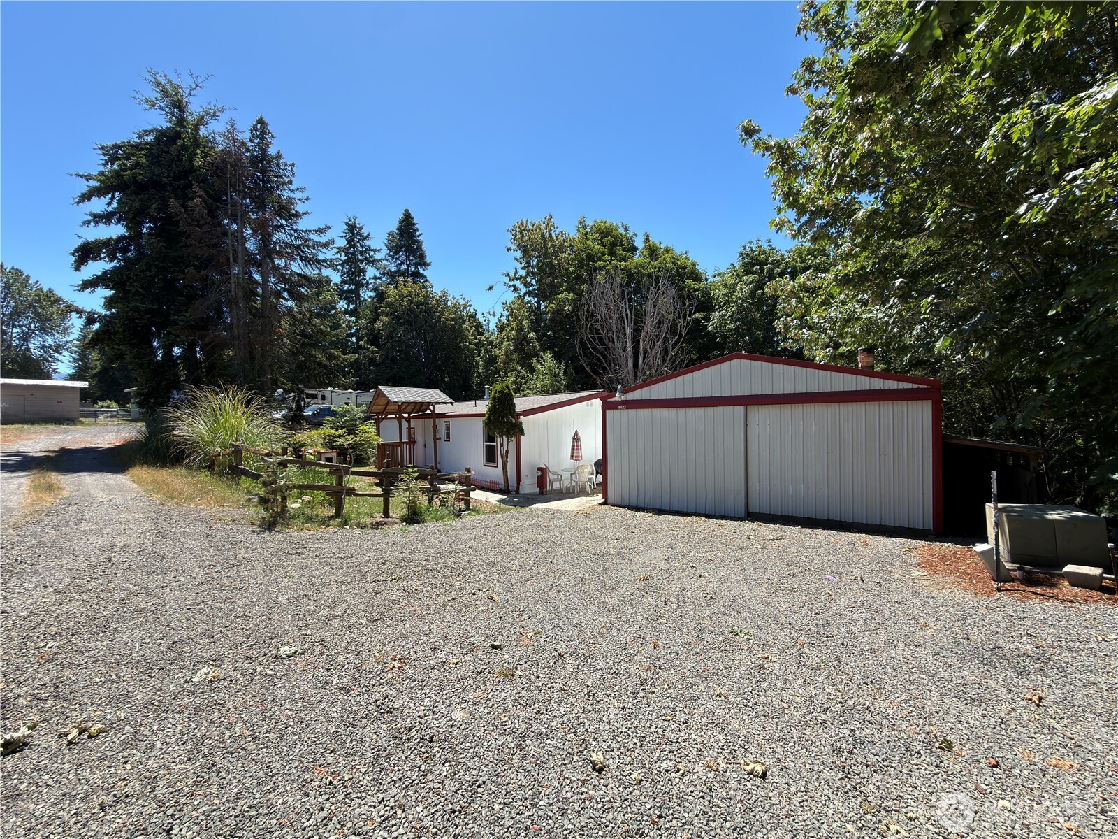 274 Deer Park Road Property Photo 26
