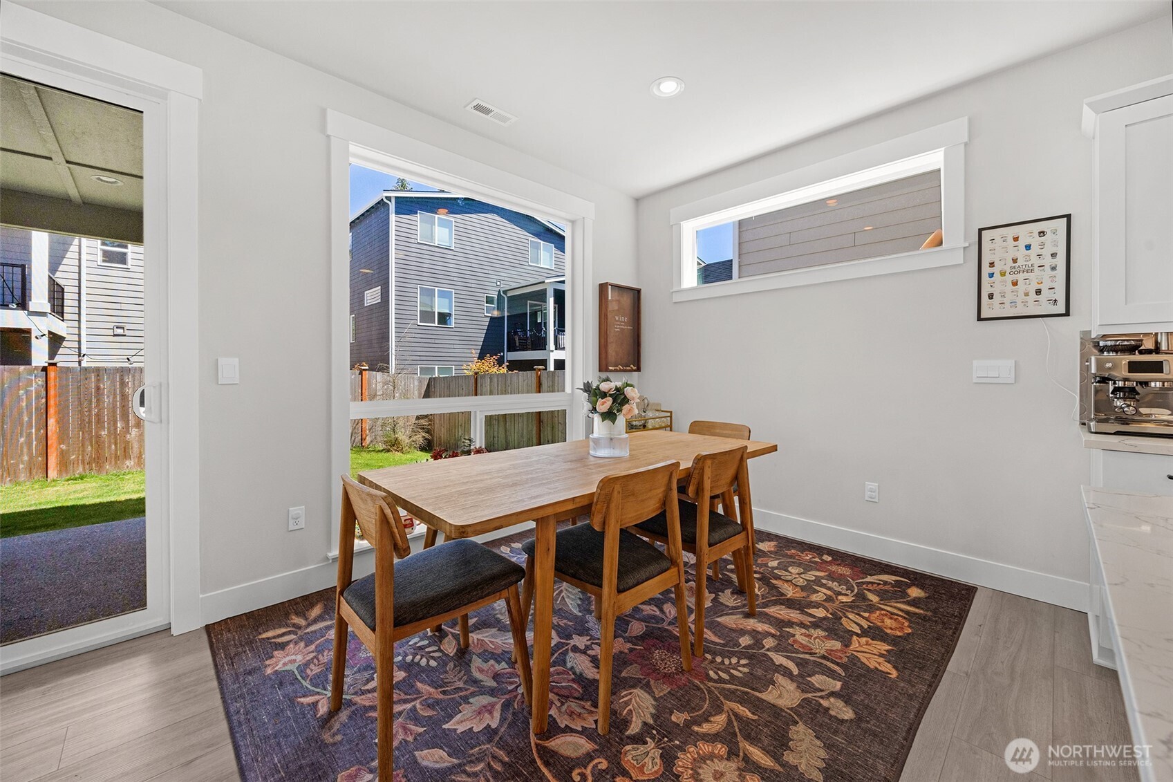 1021 169th Place Property Photo 6