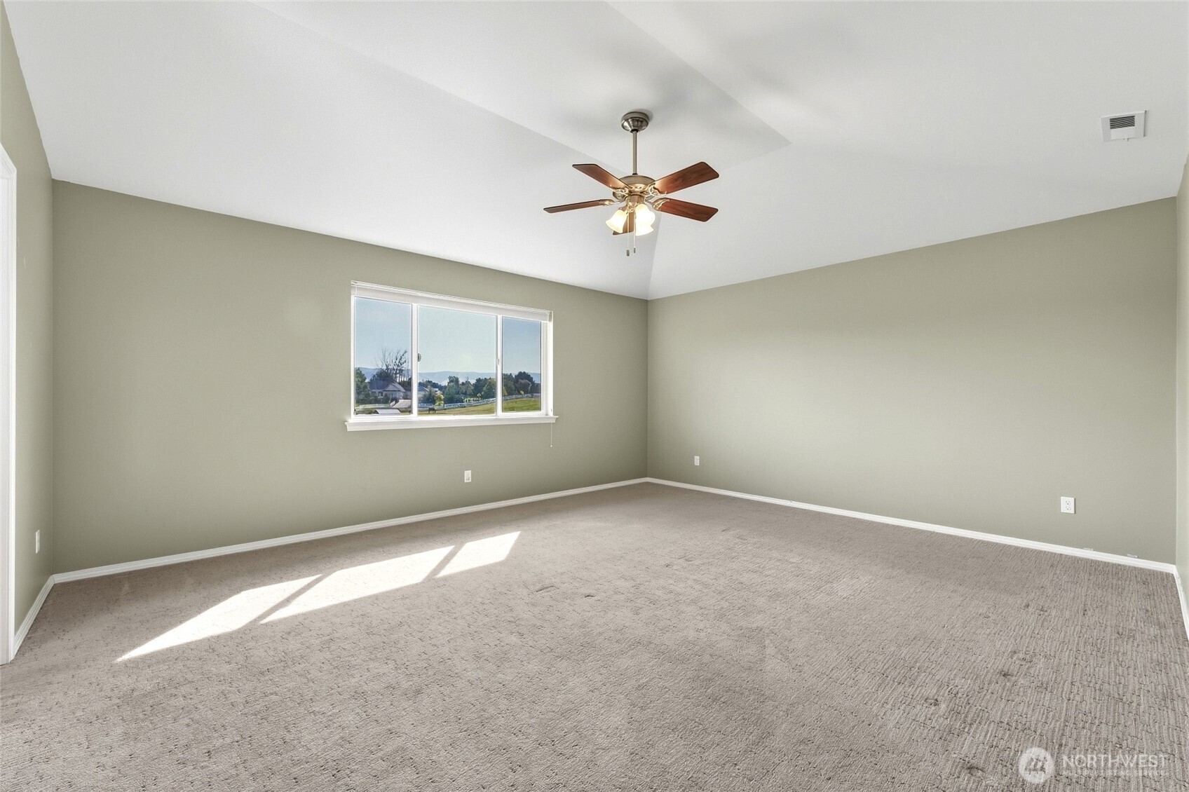 43 Chapelwood Property Photo 20
